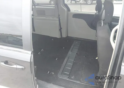 2012 Chrysler Town & Country Touring from USA, damaged, VIN 2C4RC1BG6CR162594